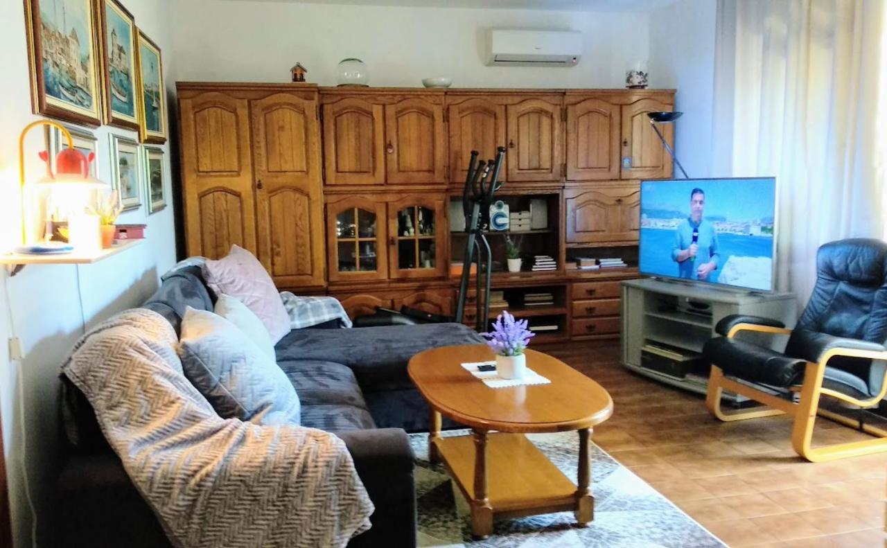 Apartman Tonka Kaštela Buitenkant foto